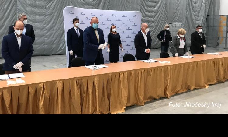 Obrázek k článku Koaliční smlouva obsahuje programové priority a radním přiděluje kompetence Obrázek k článku Koaliční smlouva obsahuje programové priority a radním přiděluje kompetence